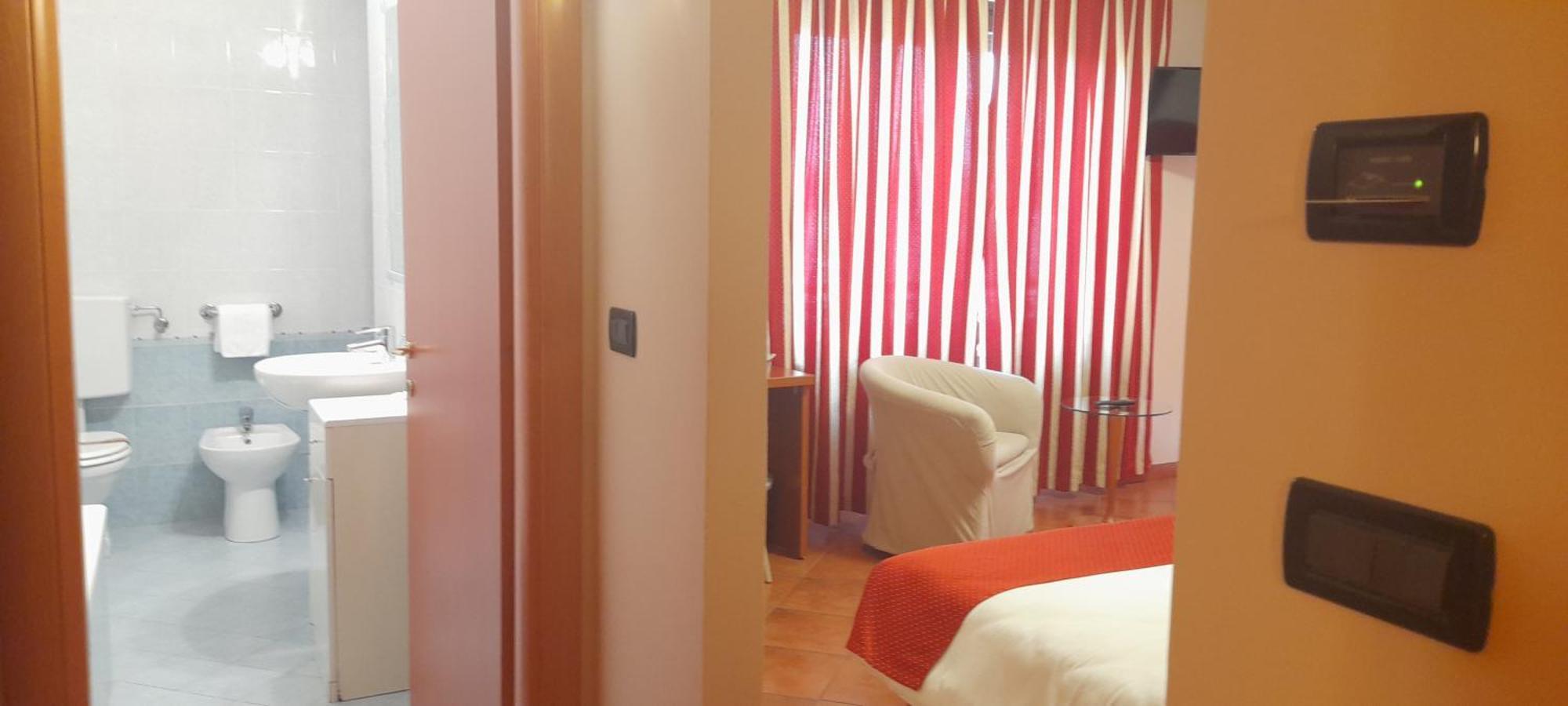 Hotel Ceretto Busca Luaran gambar